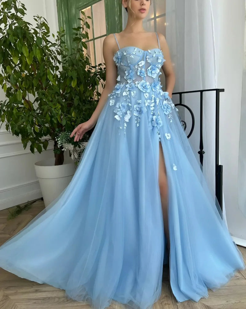 Elegant A-Line Beach Lace Appliques Blue Spaghetti Straps Wedding Dress Prom Evening Dress for Plus Size Women Formal Dress