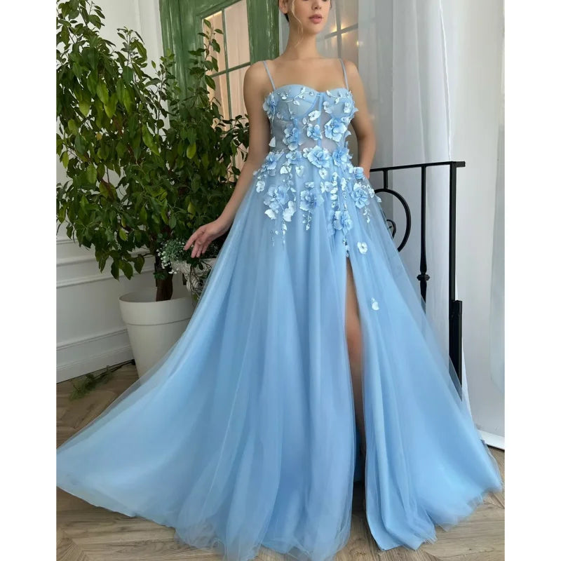 Elegant A-Line Beach Lace Appliques Blue Spaghetti Straps Wedding Dress Prom Evening Dress for Plus Size Women Formal Dress