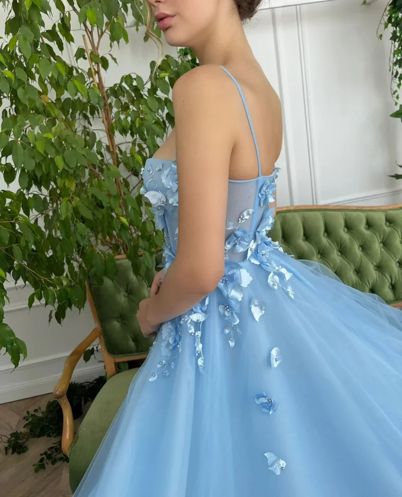 Elegant A-Line Beach Lace Appliques Blue Spaghetti Straps Wedding Dress Prom Evening Dress for Plus Size Women Formal Dress