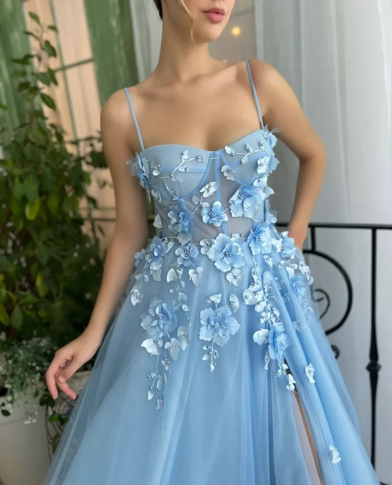 Elegant A-Line Beach Lace Appliques Blue Spaghetti Straps Wedding Dress Prom Evening Dress for Plus Size Women Formal Dress